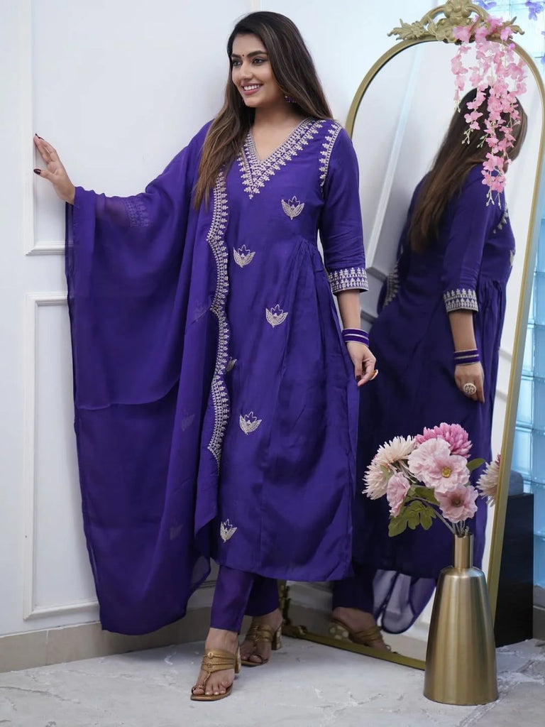 PV Chanderi Embroidered Kurti Set with Dupatta – Elegant Festive