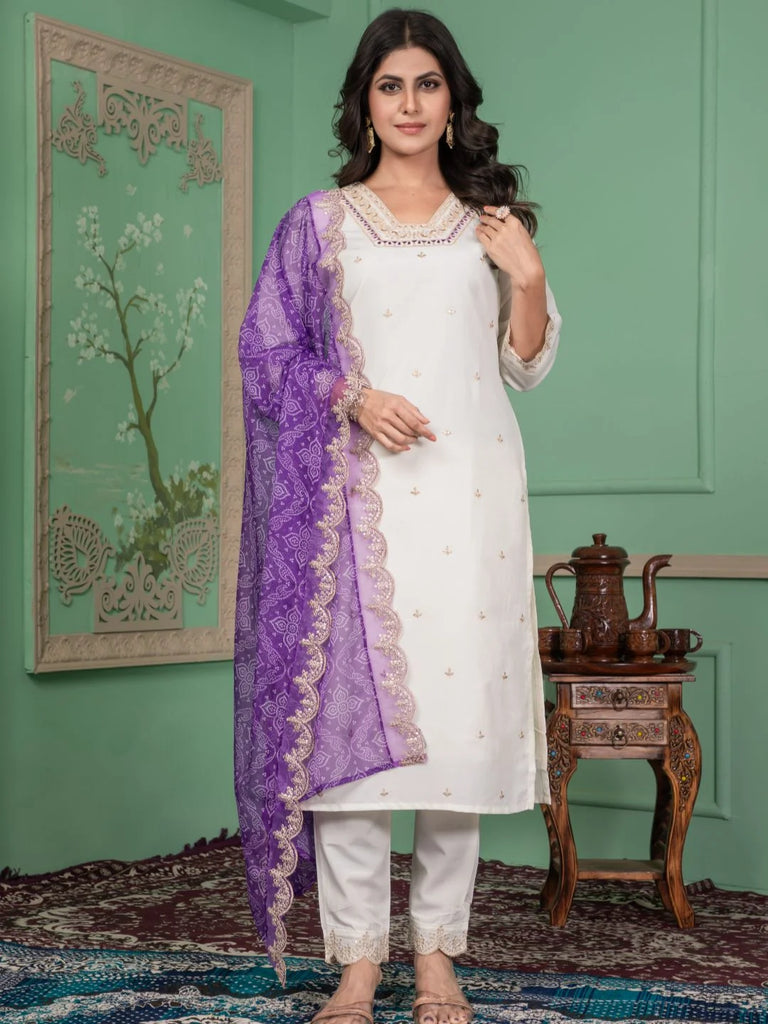 Tereza Saree Kurti Set – Roman Silk Embroidered Kurta Pant with Taby Silk Dupatta