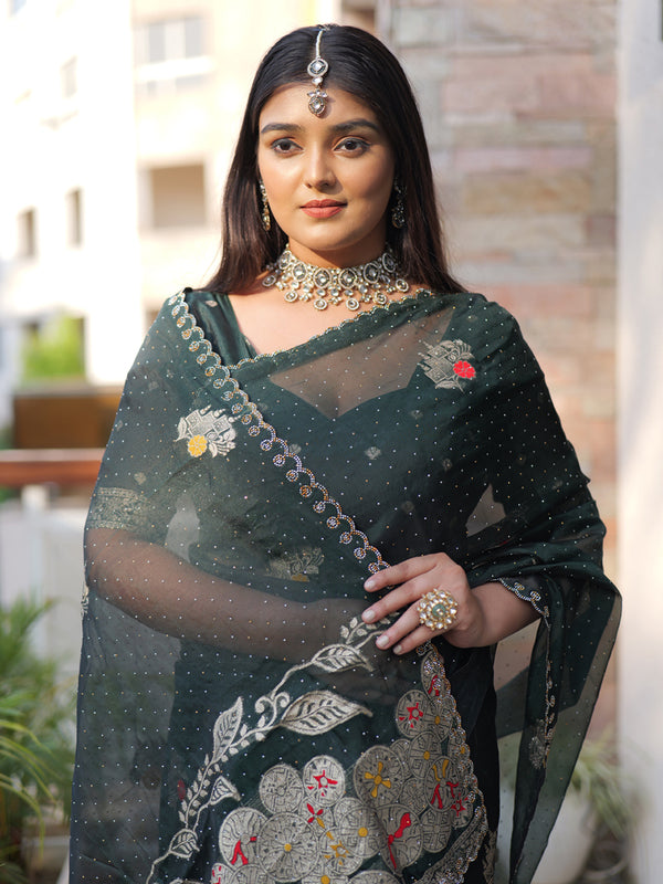 Explore Green Saree with Leaf Motif, Diamond Work & Curved Lace Detailing