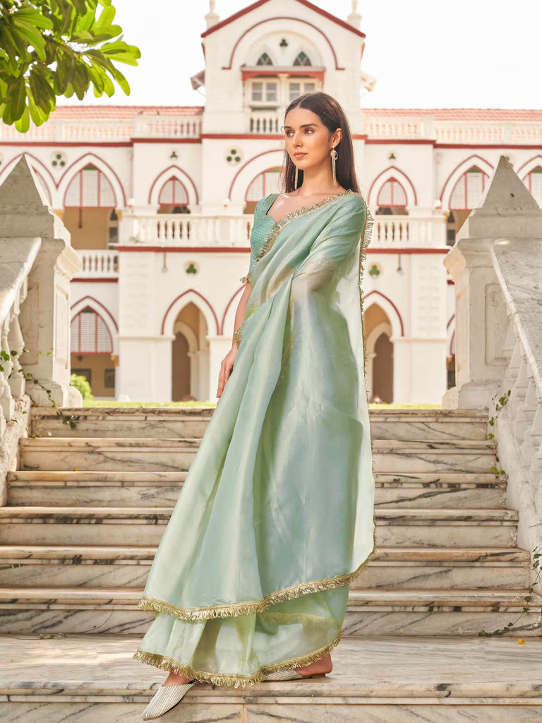 Graceful Crunchy Saree with Luxe Designer Border Detailing Green