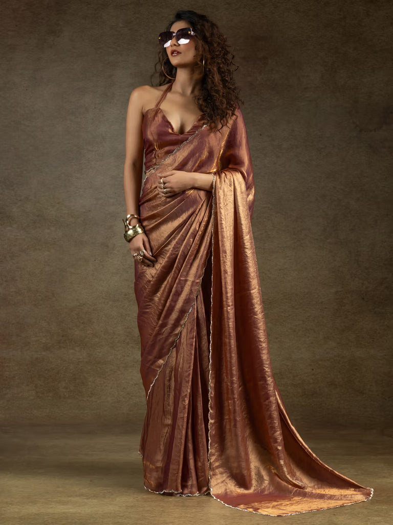 Exquisite Fendy Chiffon Saree with Wavy Diamond Border for Sophisticated Style Onion